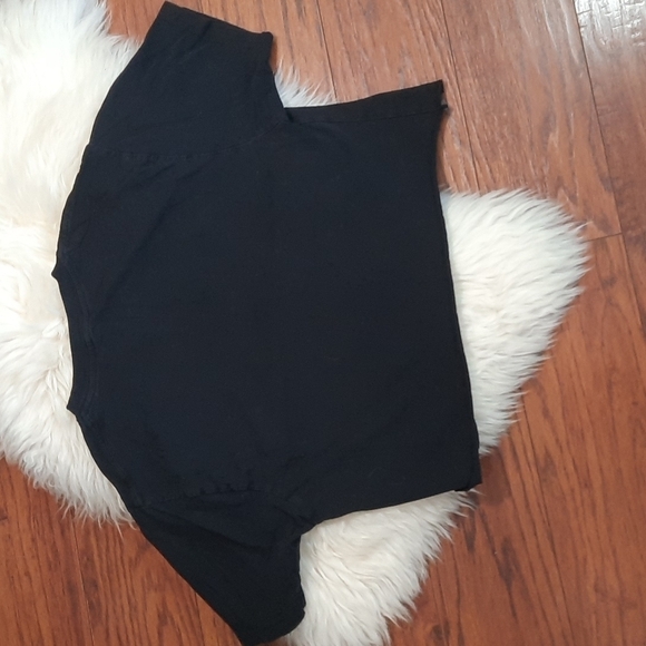 Black Distressed Festival Graphic Crop Top - Picture 3 of 3